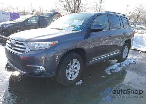 2012 Toyota Highlander Se V6 из США, поврежденный, VIN 5TDBK3EH2CS143438